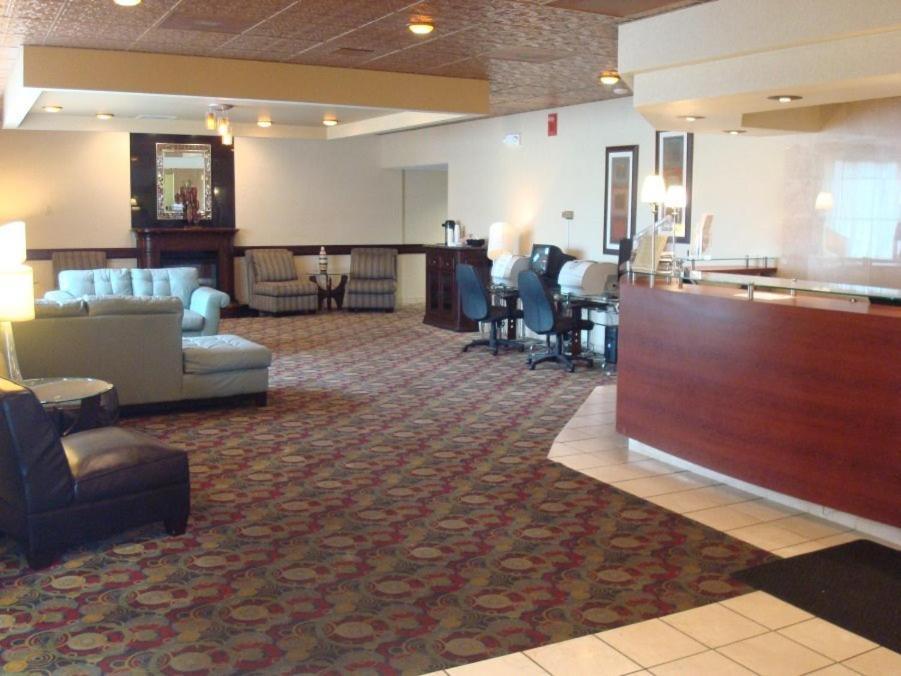 Howard Johnson Grand Forks Exterior foto