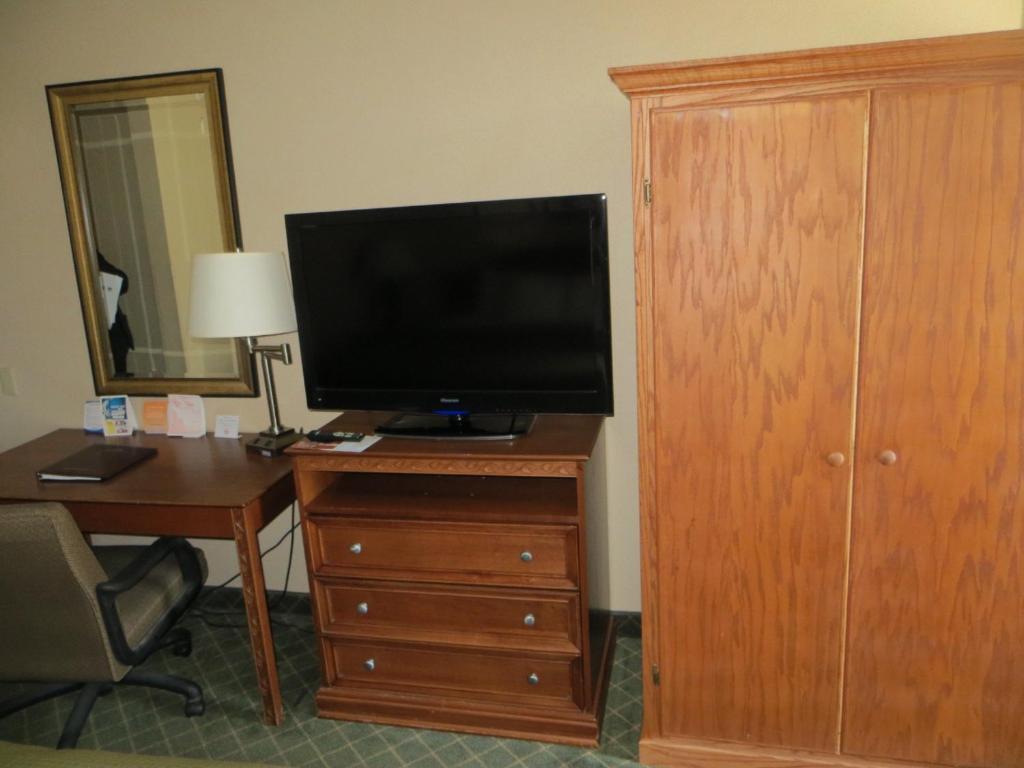 Howard Johnson Grand Forks Habitación foto