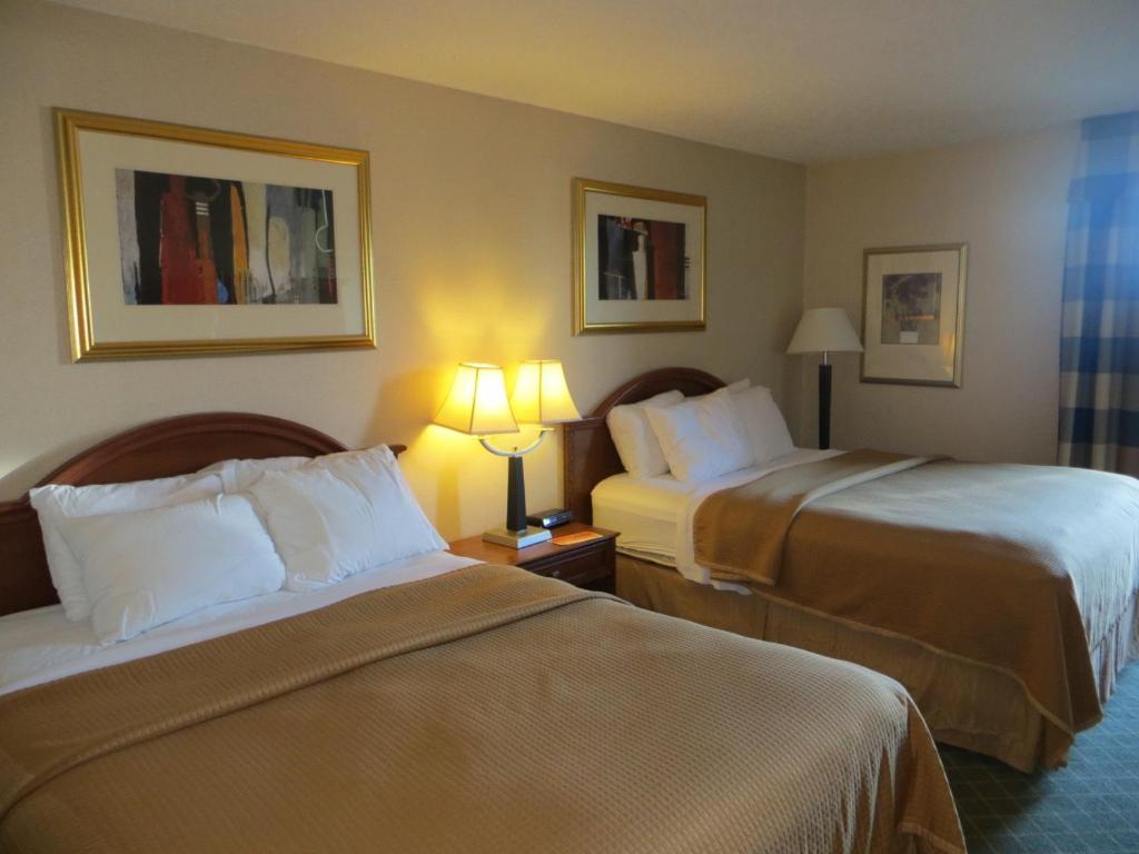 Howard Johnson Grand Forks Exterior foto